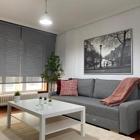 Piso Centrico Totalmente Reformado Apartment Vigo Bagian luar foto