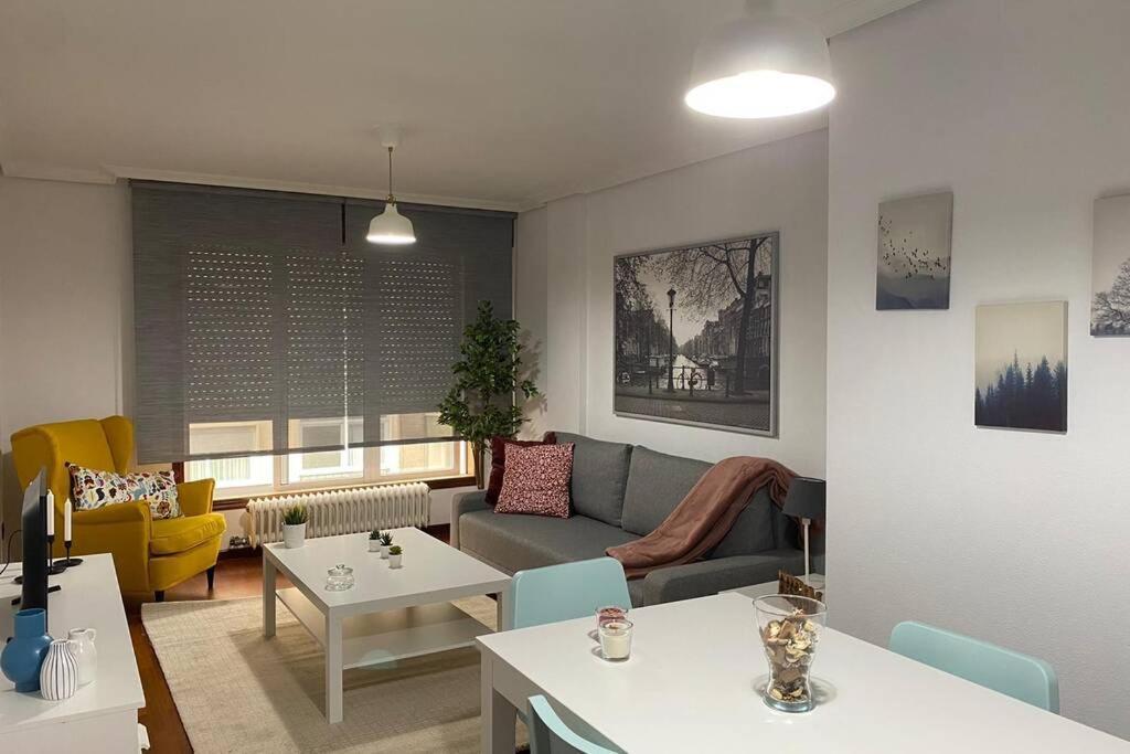 Piso Centrico Totalmente Reformado Apartment Vigo Bagian luar foto